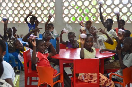 enfants de l’école Zeid Amhad, cité Synacassi, Abidjan